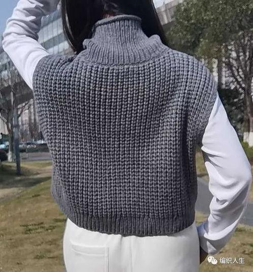 网红针织马甲深蓝图片,网红新宠，时尚潮流必备单品