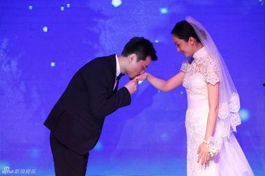 明星结婚唱歌图片大全,明星甜蜜婚礼现场歌曲盘点