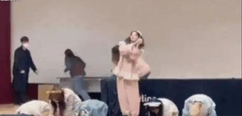 韩娱乐圈吃瓜爆料,揭秘娱乐圈背后的惊人真相与爆料